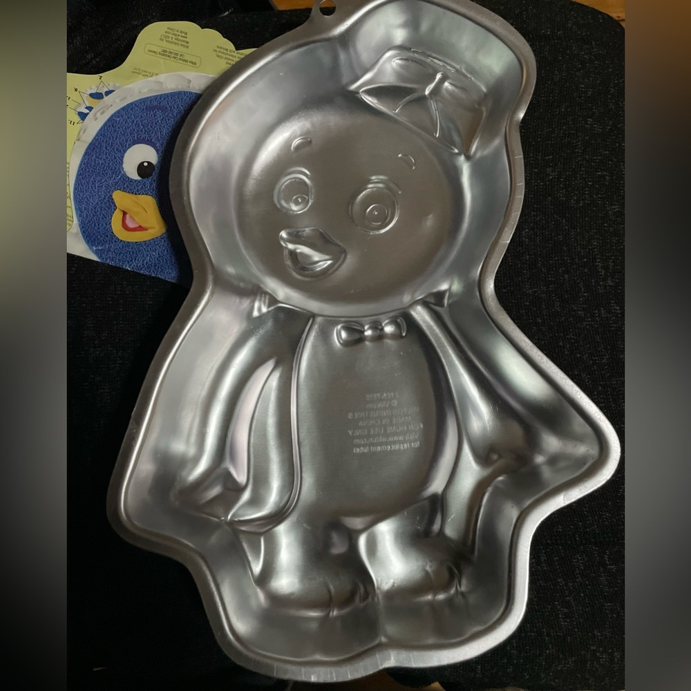 Cake pans
